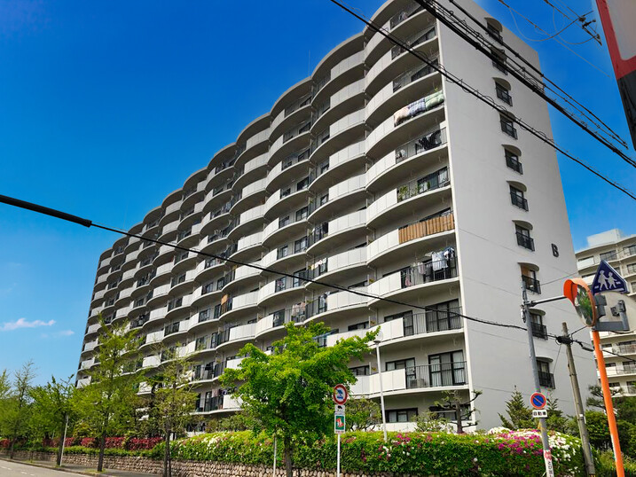 阪急南茨木ハイタウン駅前高層住宅Ｂ棟