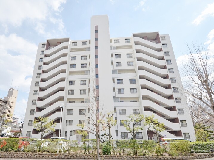 阪急南茨木ハイタウン駅前高層住宅Ｃ棟