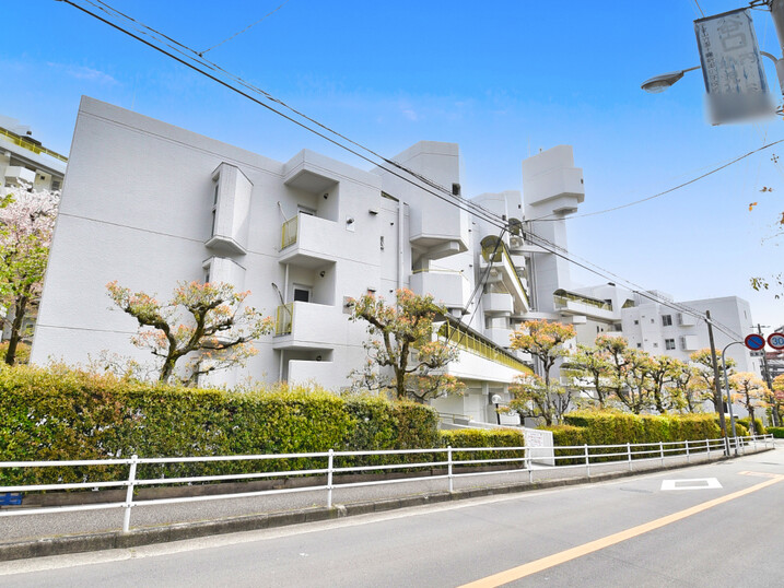 千里山ロイヤルマンション１番街Ａ棟