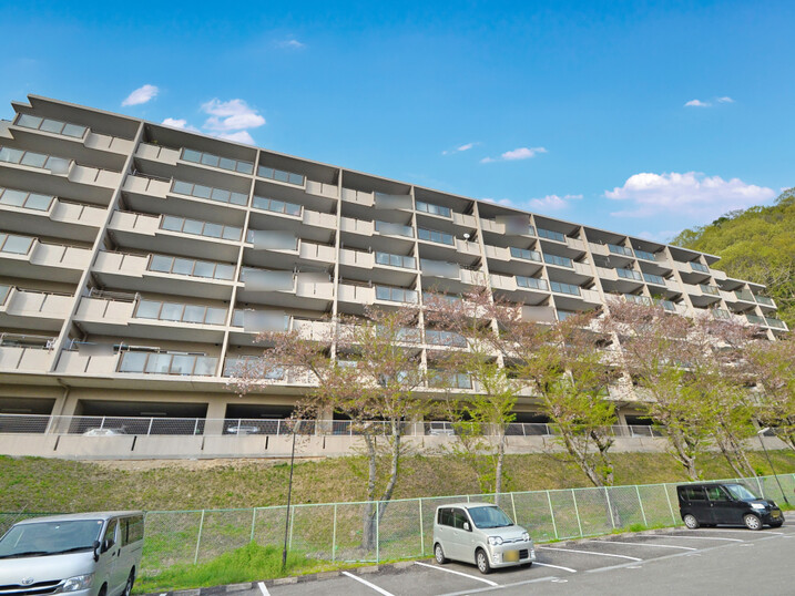 サンロイヤル池田バードヒルズ２号館