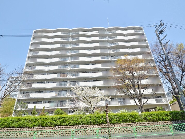 南茨木駅前ハイタウンＪ棟