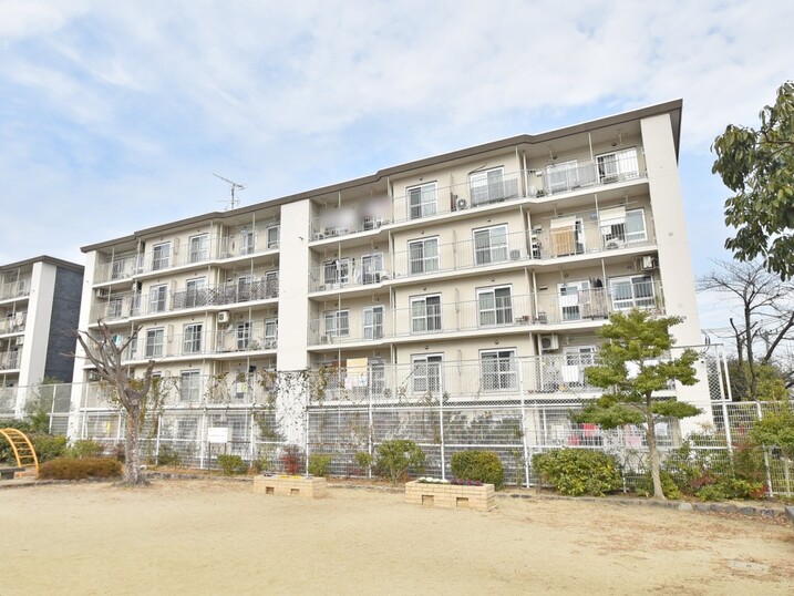 藤阪ハイツＡ４号棟