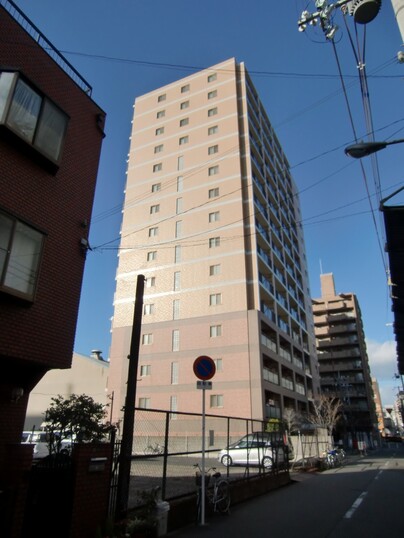 ファミール北堀江