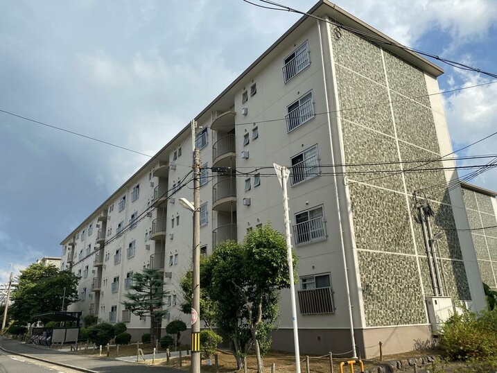 水無瀬青葉ハイツ８号棟