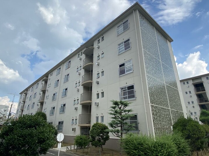 水無瀬青葉ハイツ１１号棟