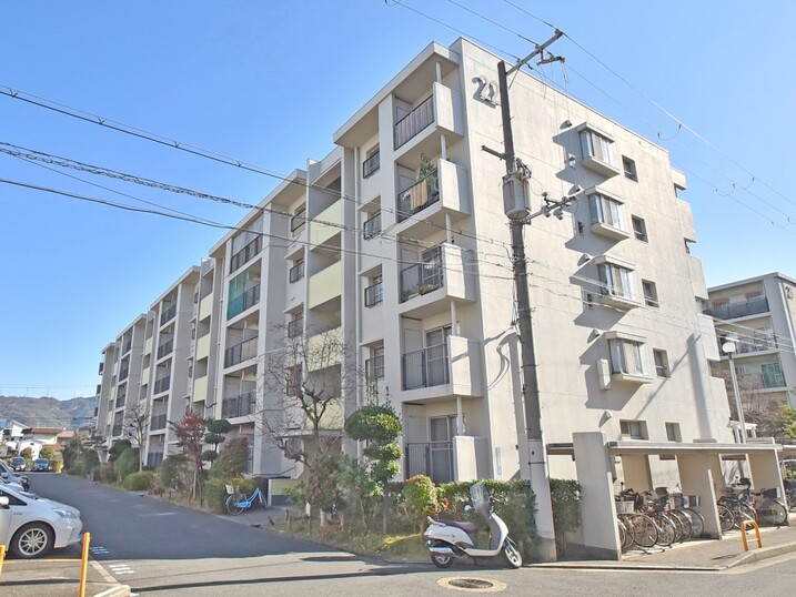 住道駅前住宅２２号棟