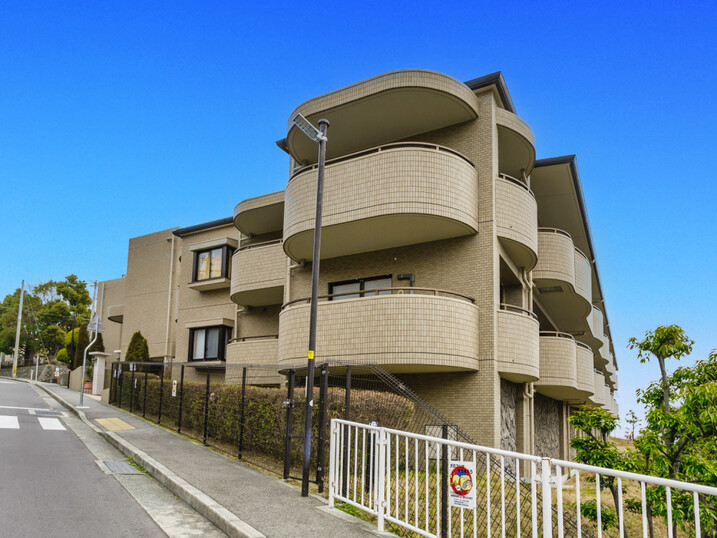 ステイツ逆瀬川・宝梅