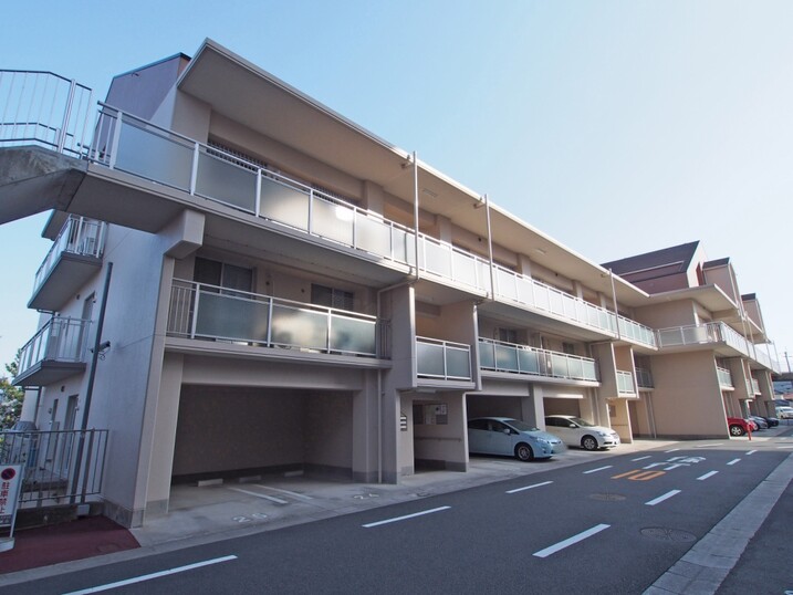 神戸ヒルズデイズＬＣ棟
