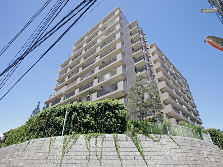 ファミール川越
