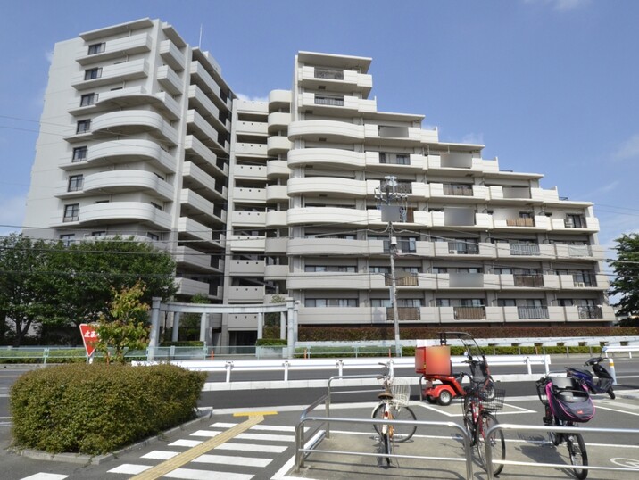 ルネ朝霞台グランアベニュー