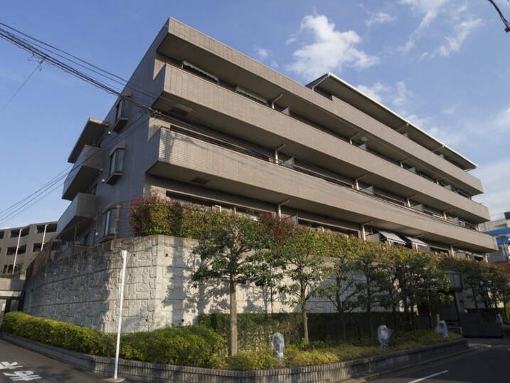 ファミールヒルズ哲学堂公園