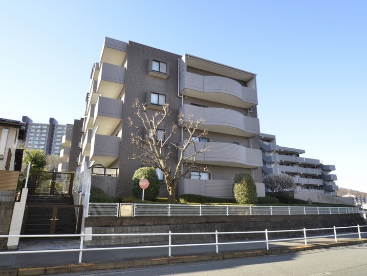 エクレール多摩永山ヒルズ