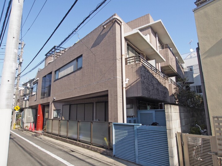 カルム学芸大