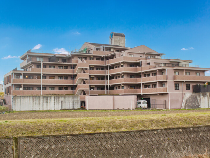 プレステージ江井島駅前