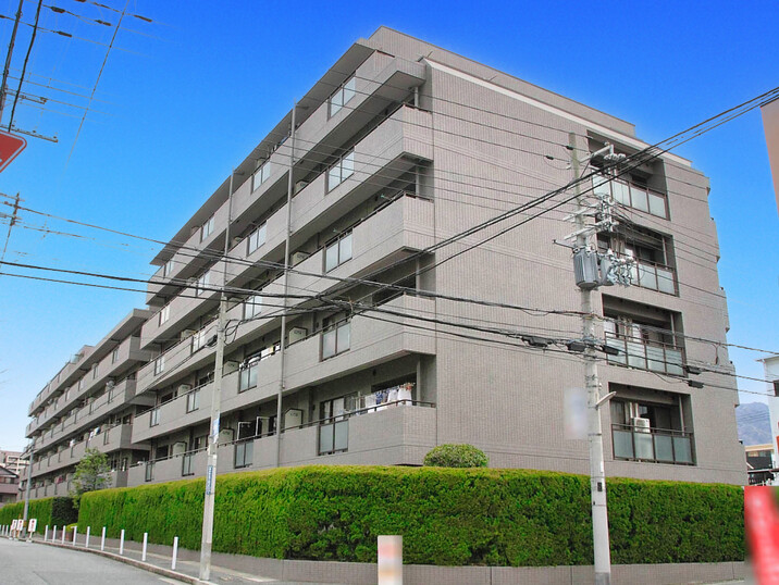 ファミール六甲道