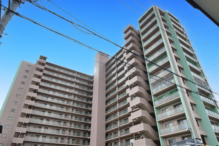 レジオン八尾