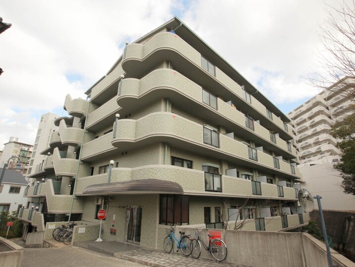 ジャルダン上ヶ原一番館
