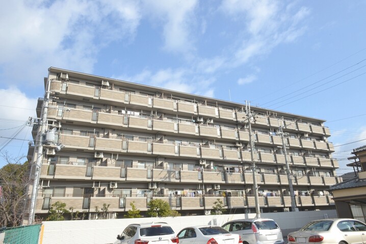 リエラ八尾本町