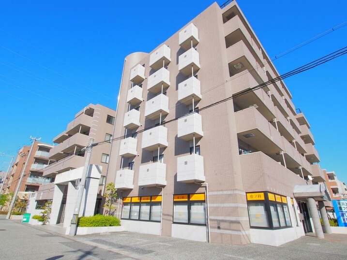 ラッスルプラザ門前