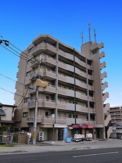 サンルシエル伏見京町