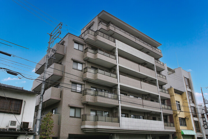 コスモ東山