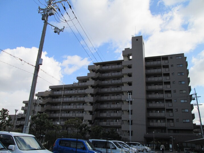 ファミールハイツ上野芝１番館