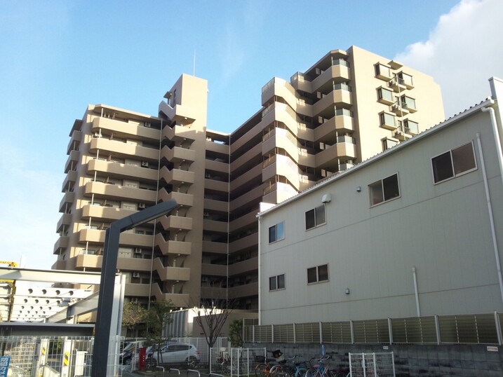 ロイヤルシャトー香枦園