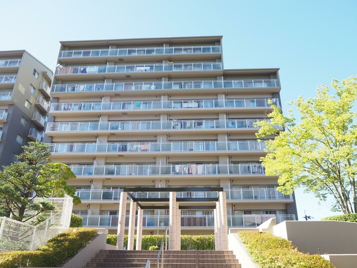 三田ペレナヒルズＥ棟