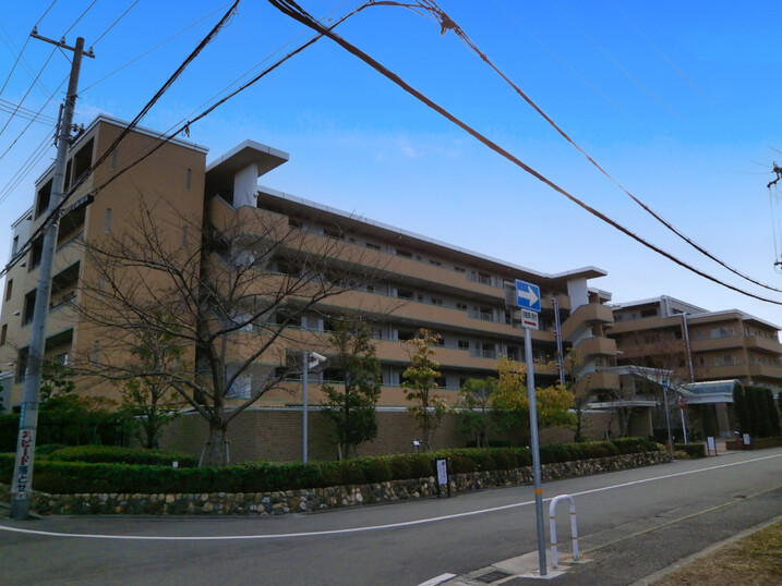 クイーンズフォート芦屋パークホームズ