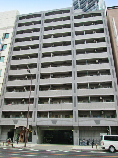 エスリード難波駅前