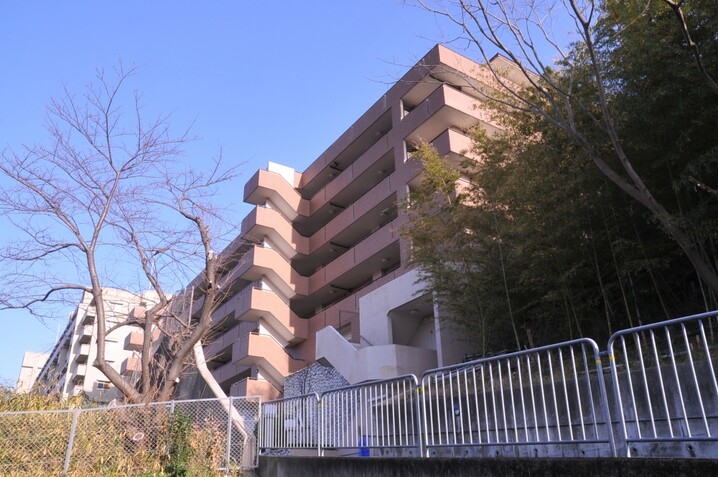 クラウンヒルズ箕面