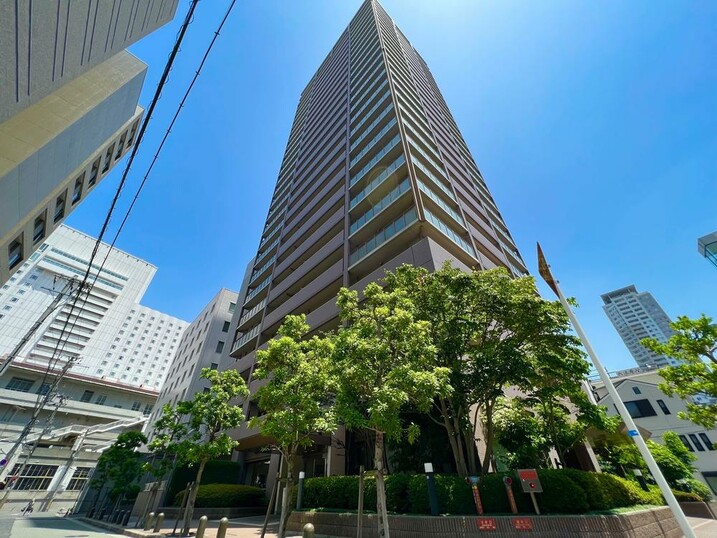 ローレルコート上本町