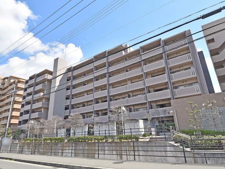 ローレルコート古市５番館