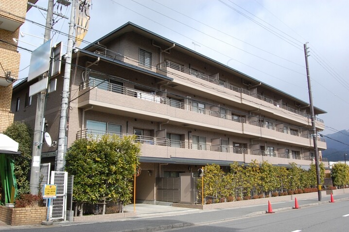 宝ケ池通パークホームズ