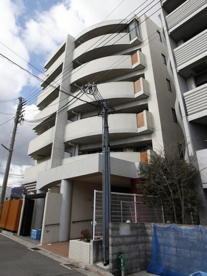コムファーレ西宮北口