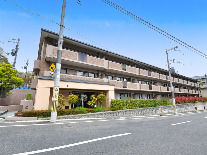 グランコート御陵煌めき館