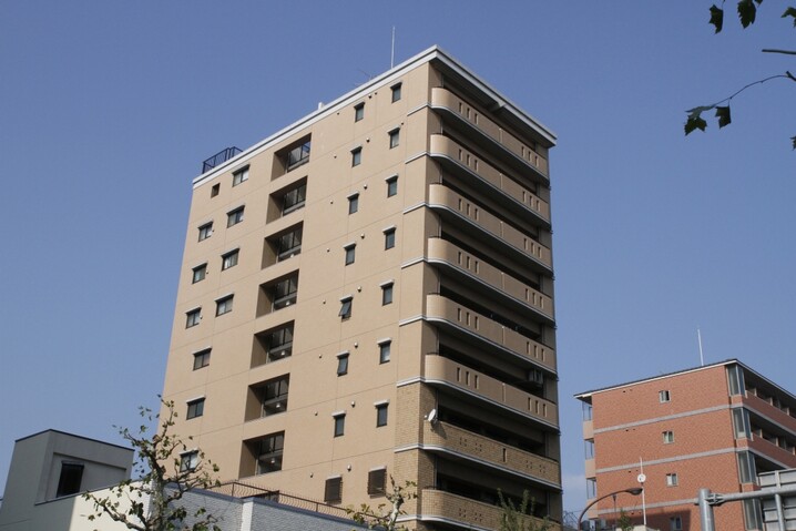 エミネンス西院