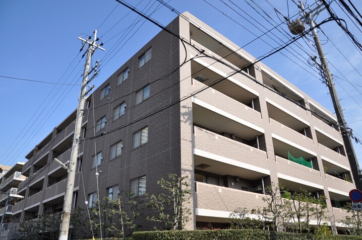 ファミール高槻北園町
