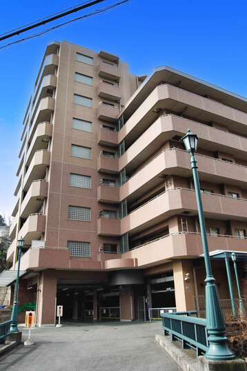 ファミール諏訪山ベアジュール