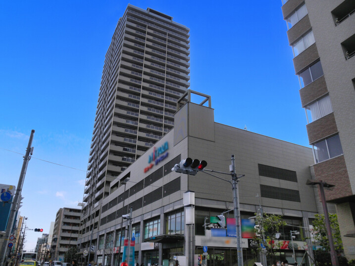 エイヴィスタワー西宮