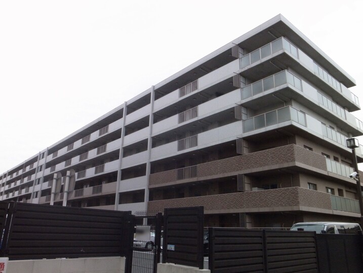 ロイヤルアーク伊丹