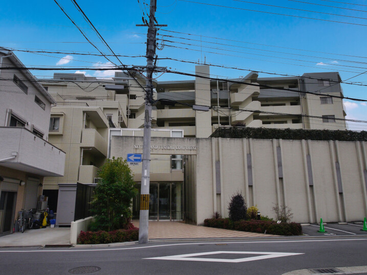 ネバーランド伏見コンフォレスト