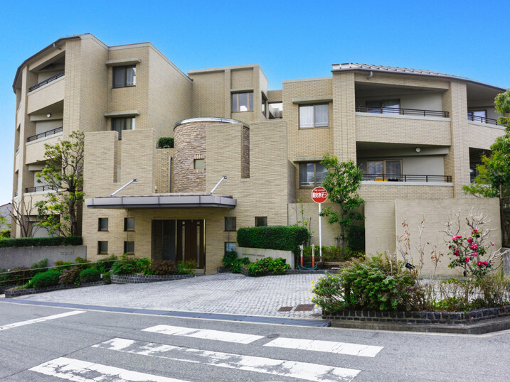 芦屋ウエストヒルアーバンライフ