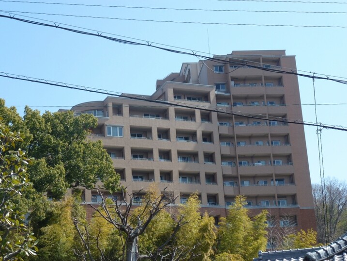 グランドメゾン万博公園南