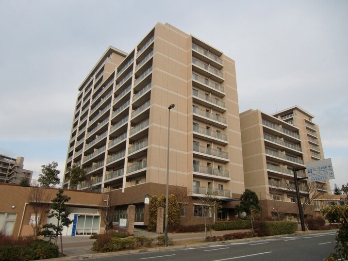 ジオ彩都みなみ坂２番館