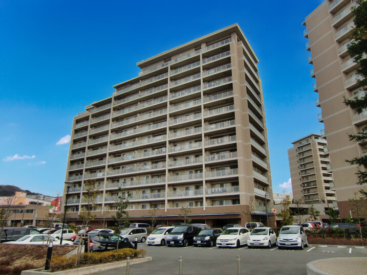 ジオ彩都みなみ坂６番館