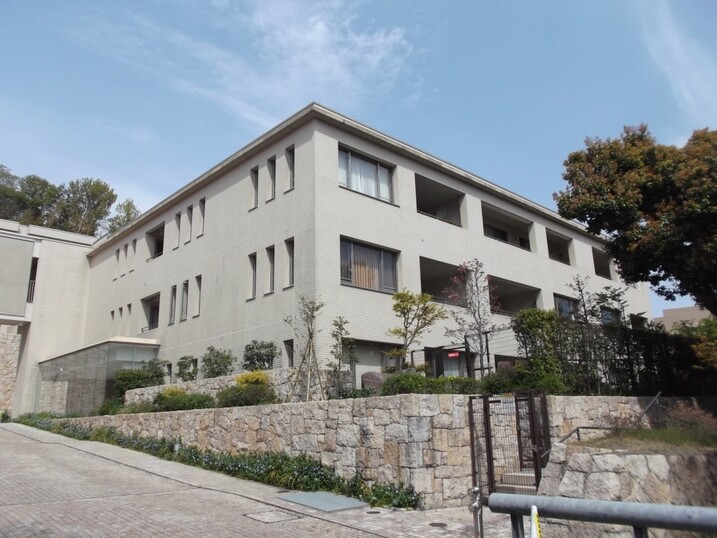 グランドメゾン苦楽園桜町