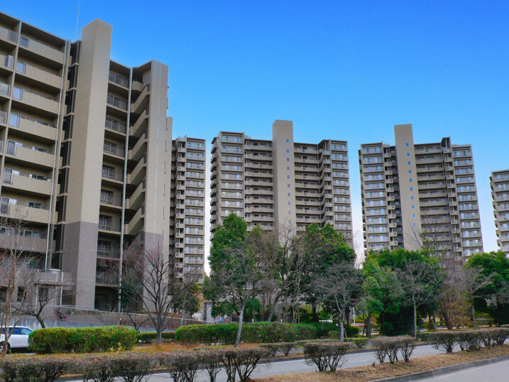 新千里桜ヶ丘メゾンシティ参番館