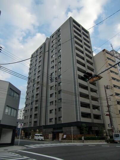 ユニーブルプルシア大阪