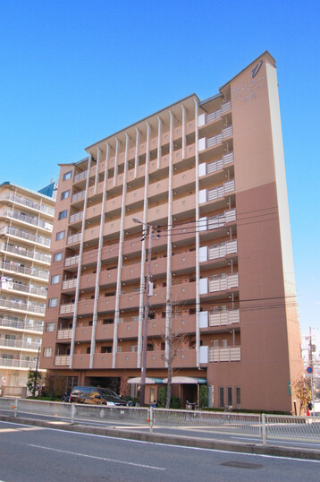 サンコーヴァンテアン市岡